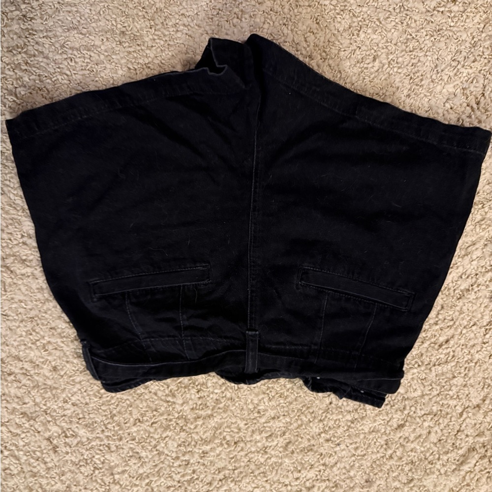 American eagle black belted Jean shorts